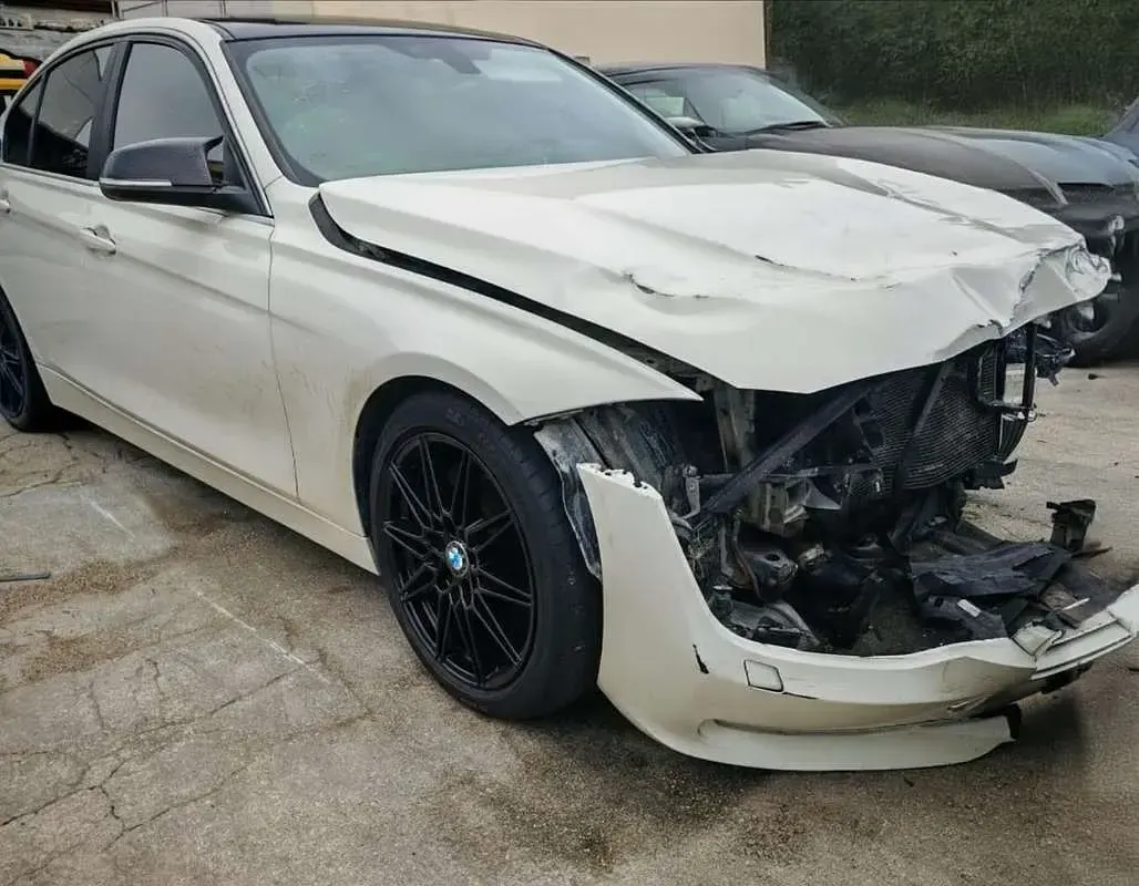 Usata BMW 318 190 CV (139 kW) 2014 Bianco Berlina