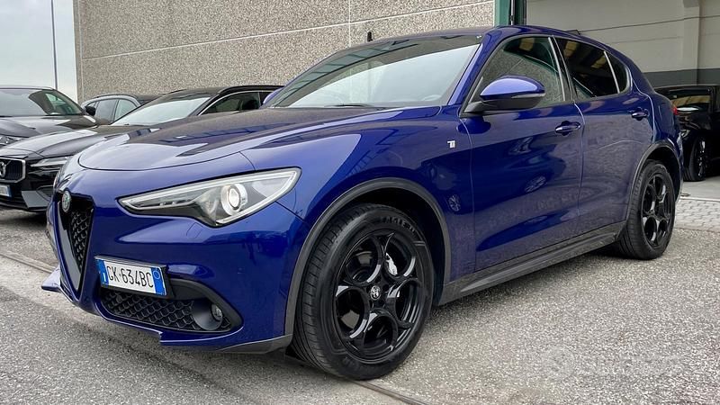 Usata Alfa Romeo Stelvio Ti 210 CV (154 kW) 2022 Blu SUV