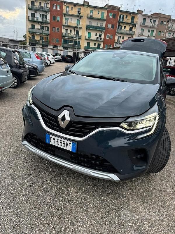 Usata 2023 Renault Captur SUV | 16.000 € (Ottimo prezzo) - Immagine 1/4