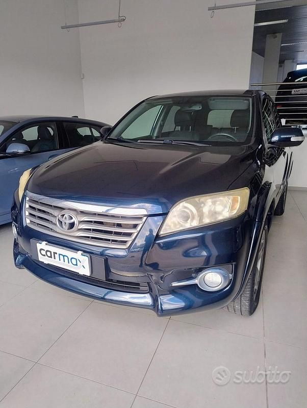 Usata Toyota RAV4 Executive 150 CV (110 kW) 2011 Nero SUV