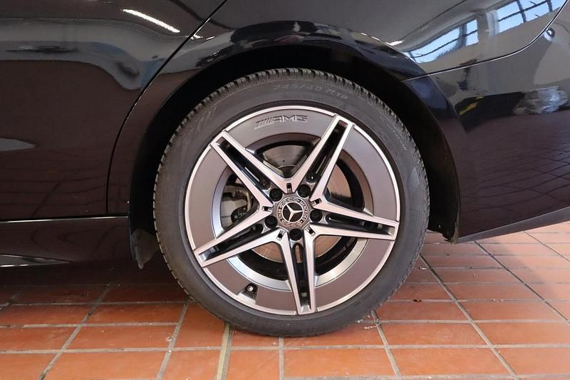 Usata Mercedes C220 Advanced 197 CV (144 kW) 2024 Grigio scuro Berlina