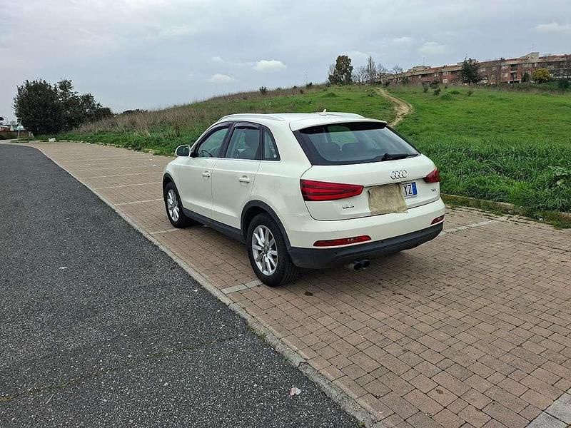 Usata Audi Q3 Advanced Plus 140 CV (102 kW) 2014 Bianco SUV