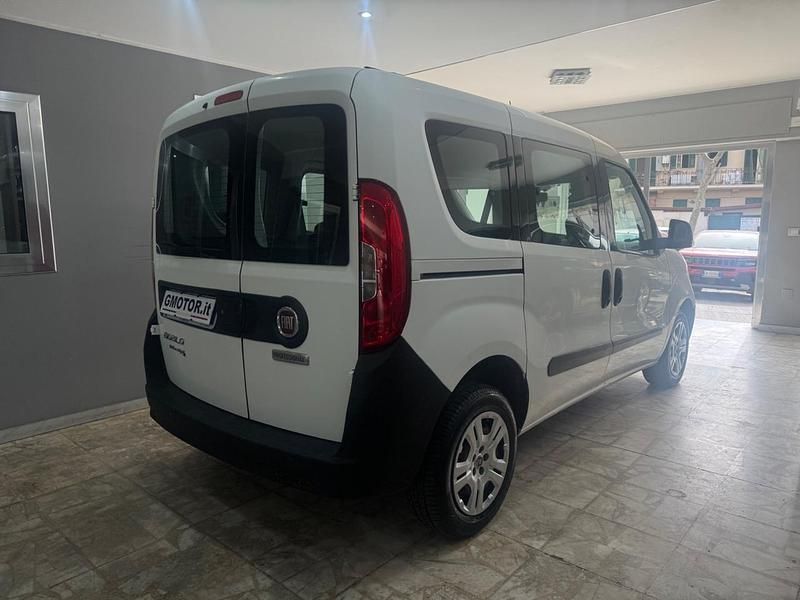 Usata Fiat Doblò 95 CV (69 kW) 2017 Bianco Monovolume