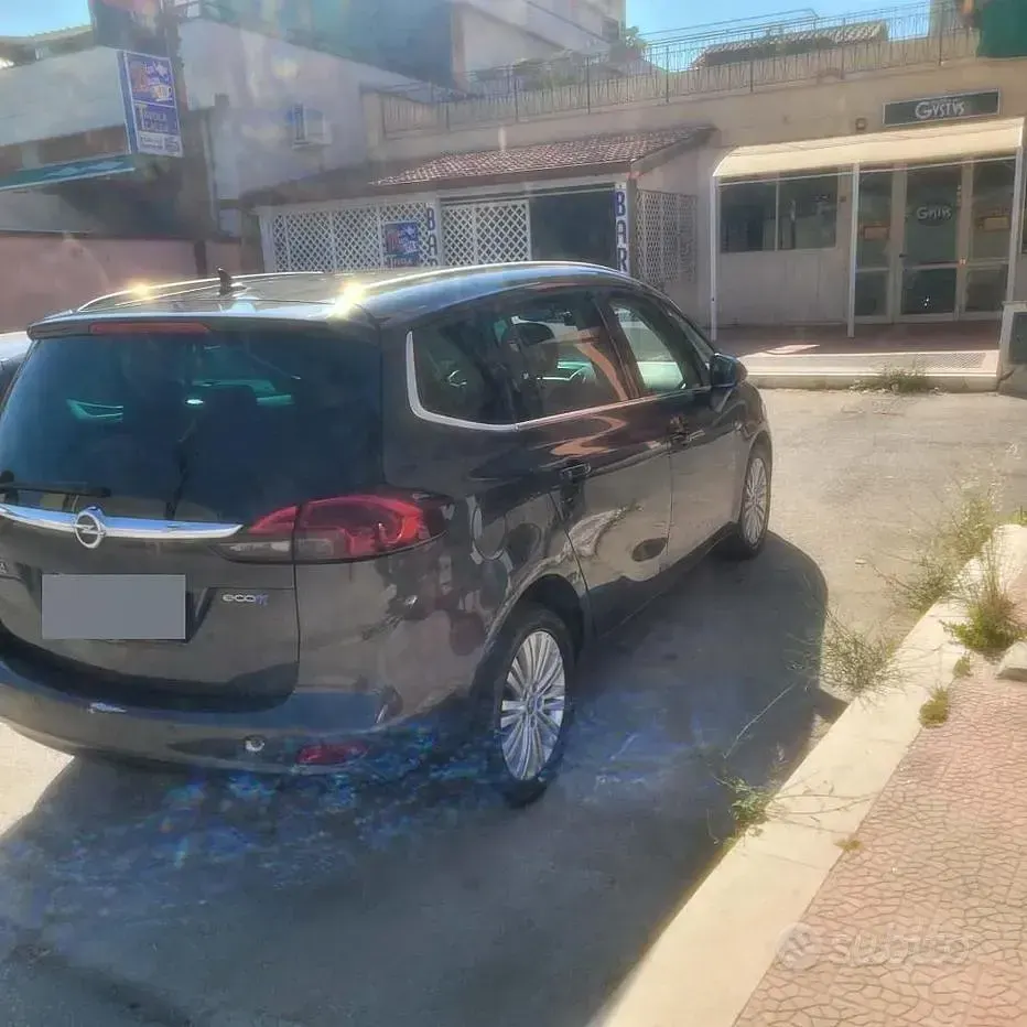 Usata Opel Zafira 150 CV (110 kW) 2015 Grigio Monovolume