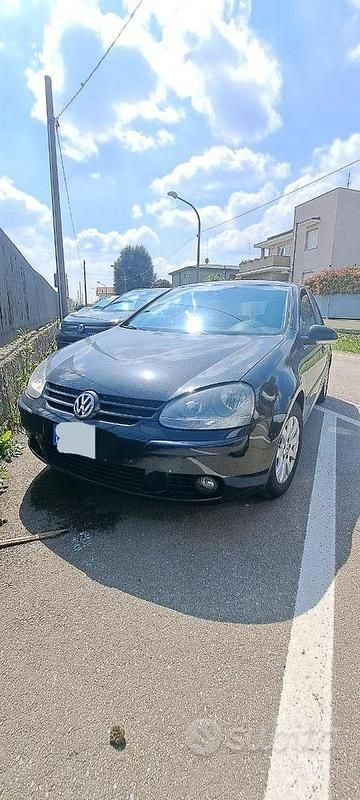 Usata VW Golf VI 102 CV (75 kW) 2009 Nero Utilitaria
