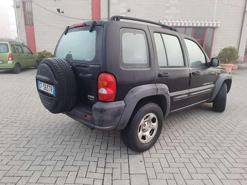 Używany Jeep Cherokee Sport 150 KM (110 kW) 2003 Czarny SUV