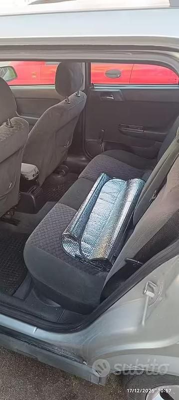 Usata Opel Astra 68 CV (50 kW) 2002 Grigio Station wagon