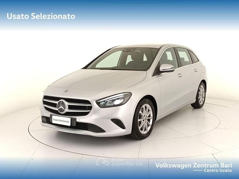 Usata Mercedes B180 116 CV (85 kW) 2020 Argento Monovolume