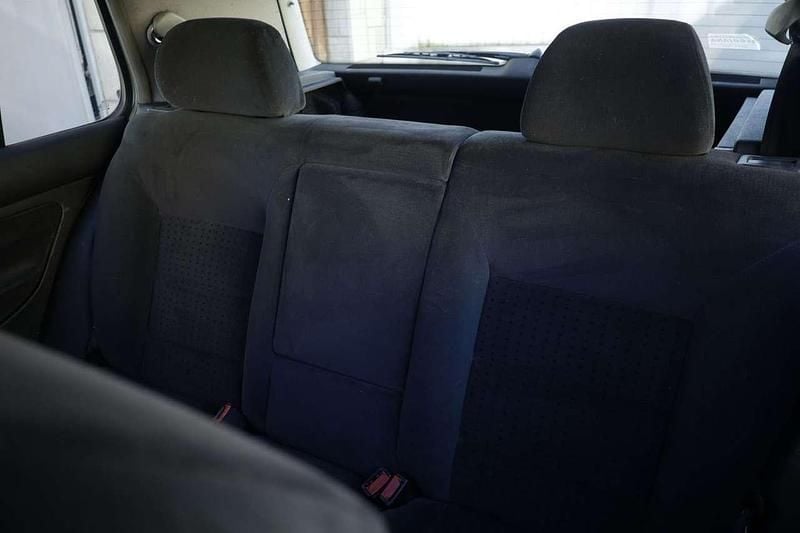 Usata VW Golf III Highline 101 CV (74 kW) 1999 Argento Utilitaria