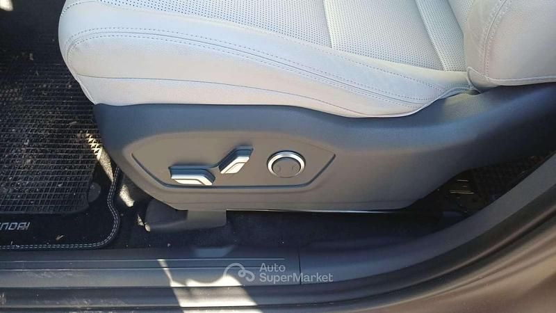 Usata Hyundai Santa Fe 160 CV (117 kW) 2025 Marrone SUV