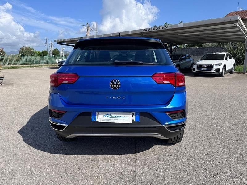 Usata VW T-Roc Business 150 CV (110 kW) 2021 Blu SUV