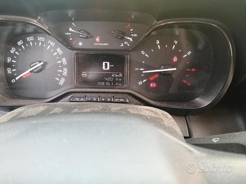 Usata Citroën C3 Aircross 120 CV (88 kW) 2021 Grigio SUV