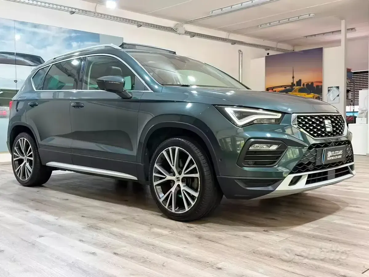 Usata Seat Ateca 4Drive 150 CV (110 kW) 2020 Verde SUV