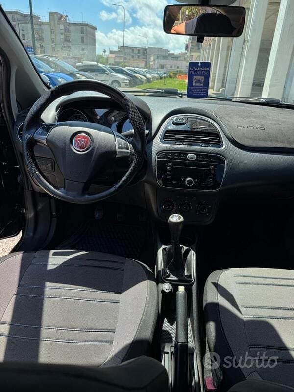 Usata Fiat Punto Evo 75 CV (55 kW) 2012 Nero Utilitaria