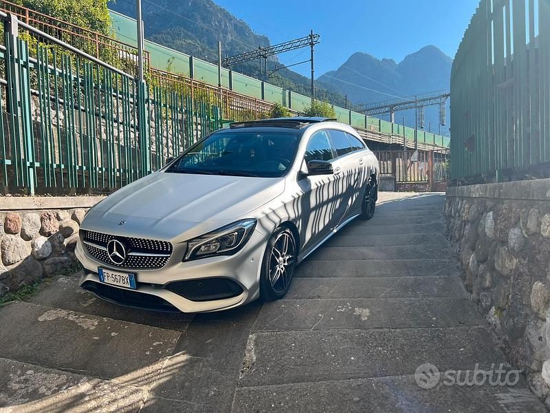 Usata Mercedes CLA220 2018 Grigio Berlina