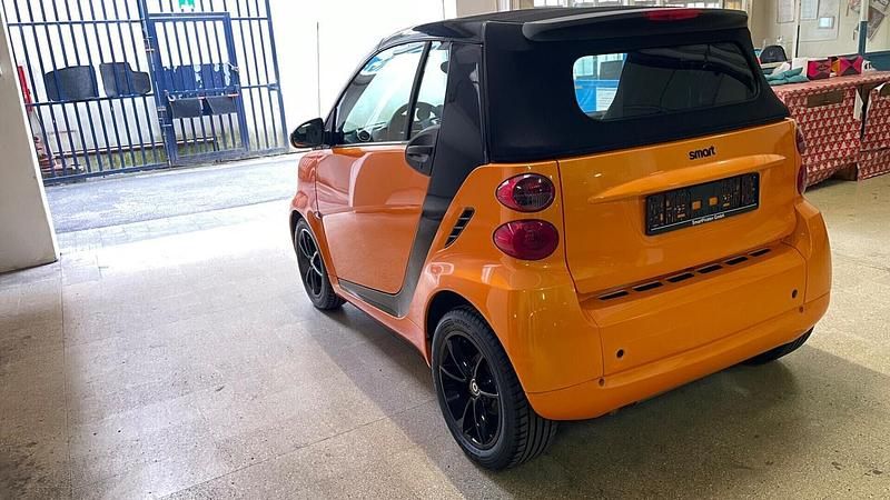 Usata Smart ForTwo Cabrio Passion 84 CV (61 kW) 2011 Arancione Cabrio