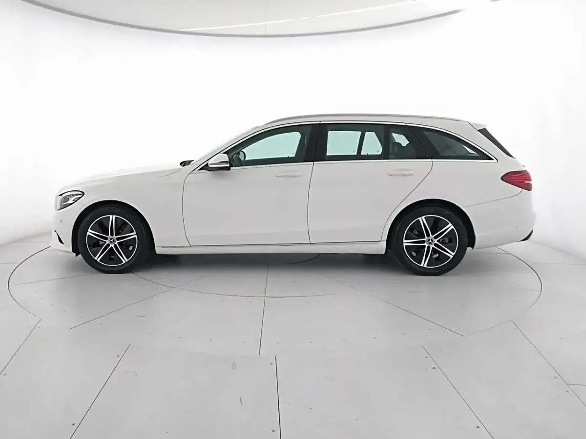 Usata Mercedes C200 160 CV (117 kW) 2019 Bianco Station wagon