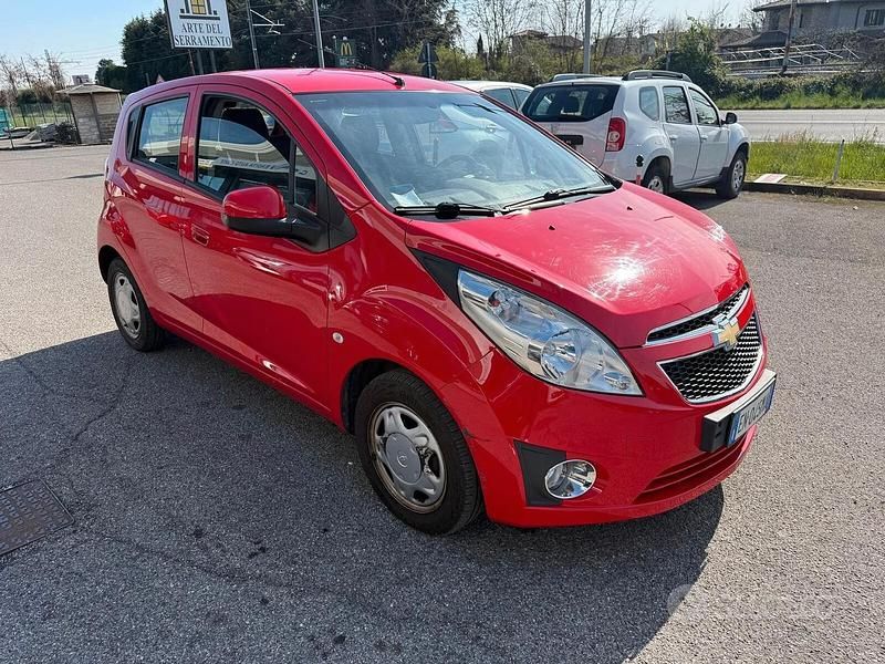 Usata Chevrolet Spark 68 CV (50 kW) 2012 Rosso Utilitaria