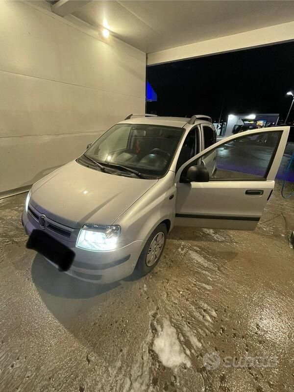 Usata Fiat Panda 69 CV (50 kW) 2010 Grigio Utilitaria