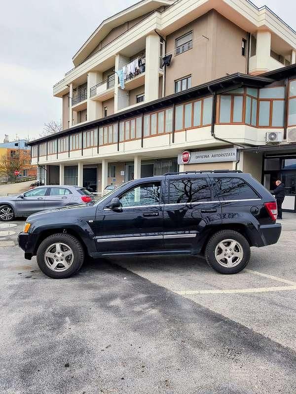 Usata Jeep Grand Cherokee Limited 218 CV (160 kW) 2005 Nero SUV