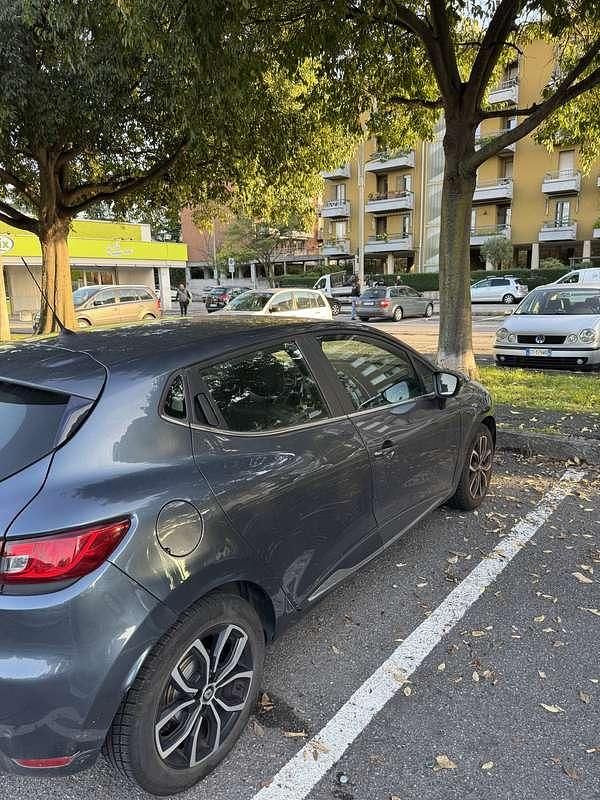 Usata Renault Clio IV 88 CV (64 kW) 2017 Nero Berlina