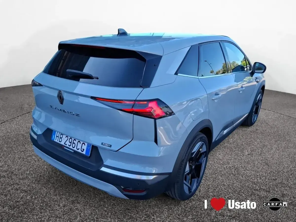Nuova Renault Clio Iconic 143 CV (105 kW) 2025 Grigio Utilitaria