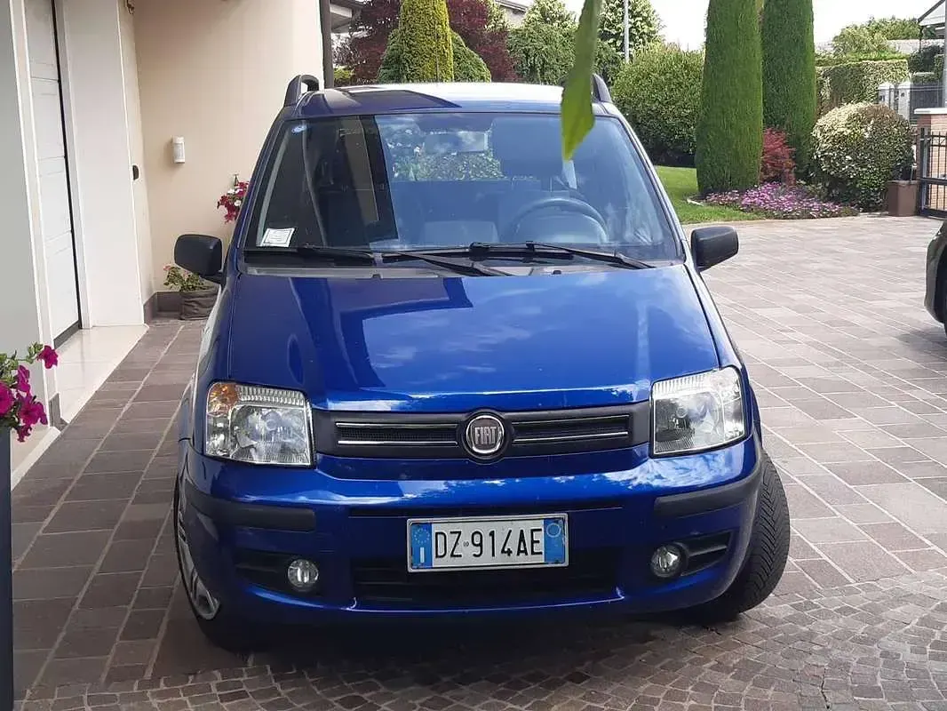 Usata Fiat Panda 82 CV (60 kW) 2009 Blu/azzurro Utilitaria
