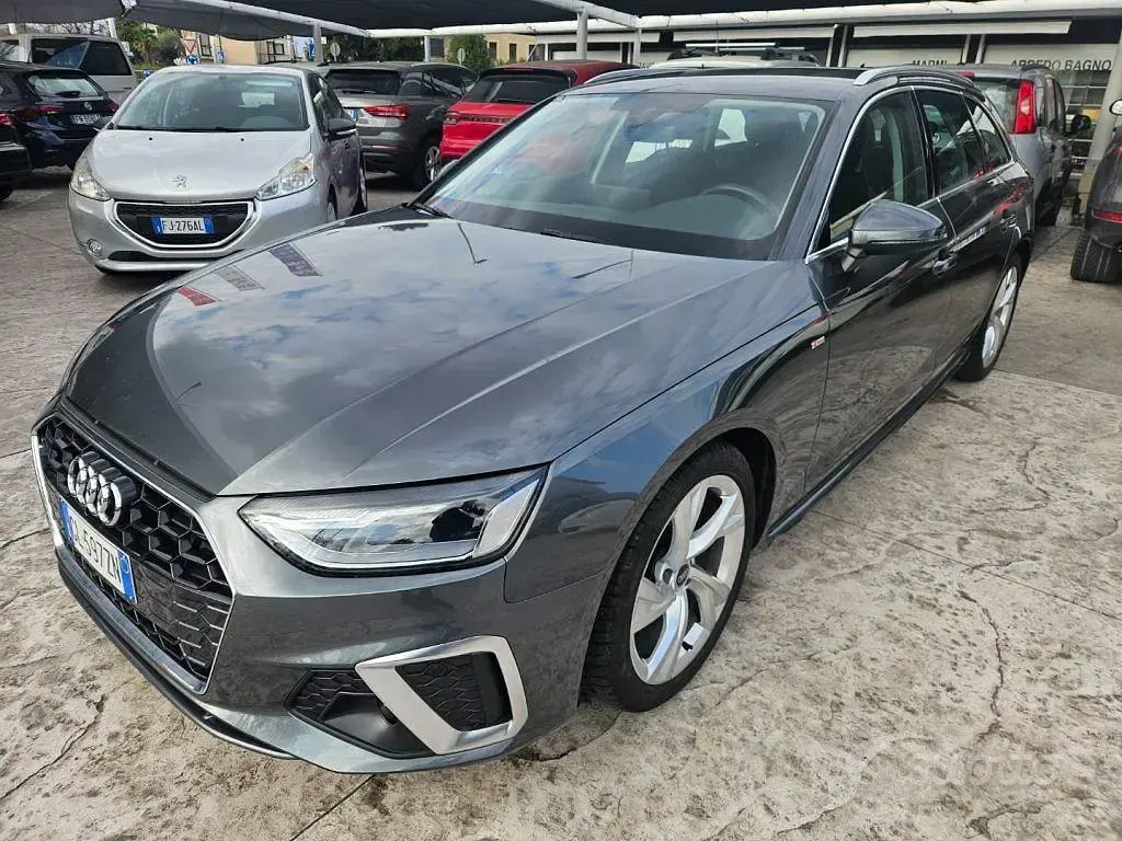 Usata Audi A4 S-Line 136 CV (100 kW) 2022 Grigio Station wagon