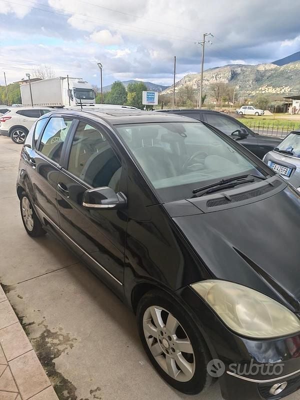 Usata Mercedes A180 Avantgarde 108 CV (79 kW) 2010 Nero Berlina
