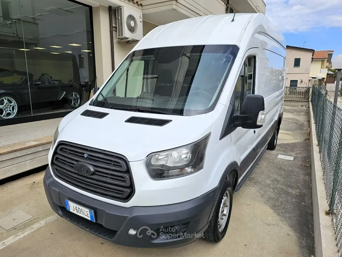 Begagnad Ford Transit 105 HK (77 kW) 2017 Vit Sedan