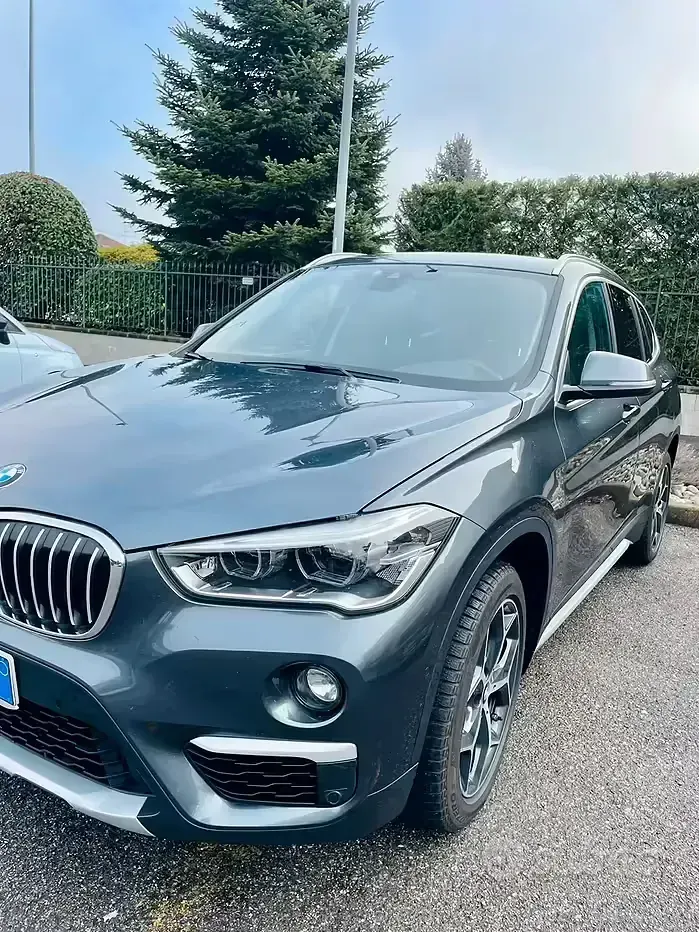 Usata BMW X1 150 CV (110 kW) 2019 Grigio SUV