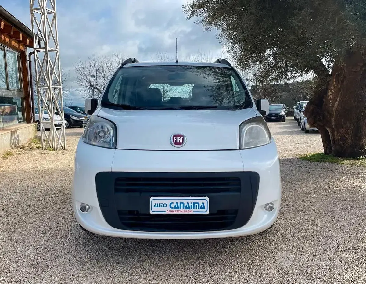 Usata Fiat Qubo Trekking 75 CV (55 kW) 2013 Bianco Monovolume