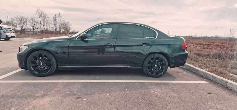 Usata BMW 320 177 CV (130 kW) 2009 Berlina