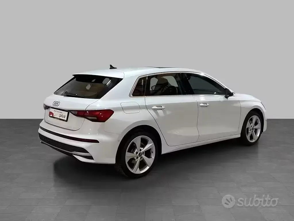 Usata Audi A3 Advanced 116 CV (85 kW) 2025 Bianco ghiacciaio metallizzato Berlina