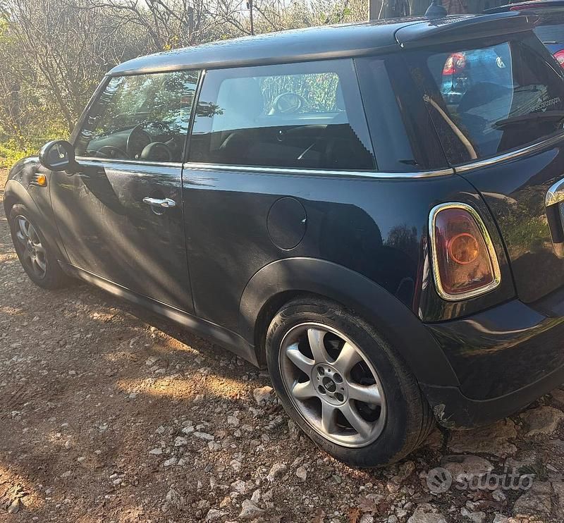 Usata Mini Cooper Chili 120 CV (88 kW) 2009 Blu Utilitaria