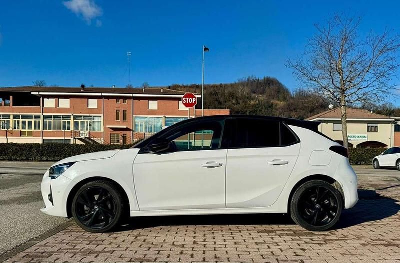Usata Opel Corsa GS Line 131 CV (96 kW) 2020 Utilitaria