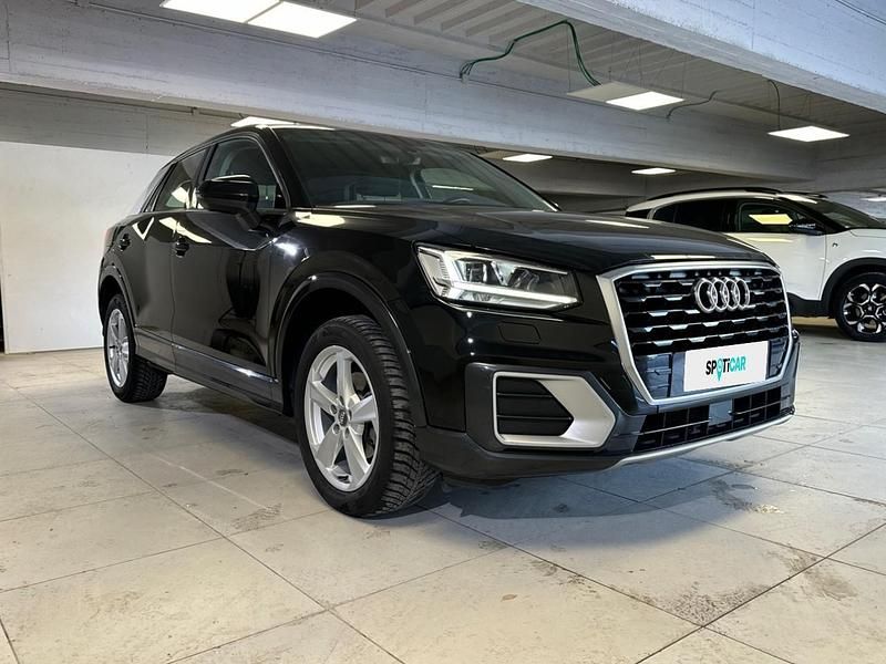 Usado Audi Q2 Admired 116 CV (85 kW) 2020 Negro SUV