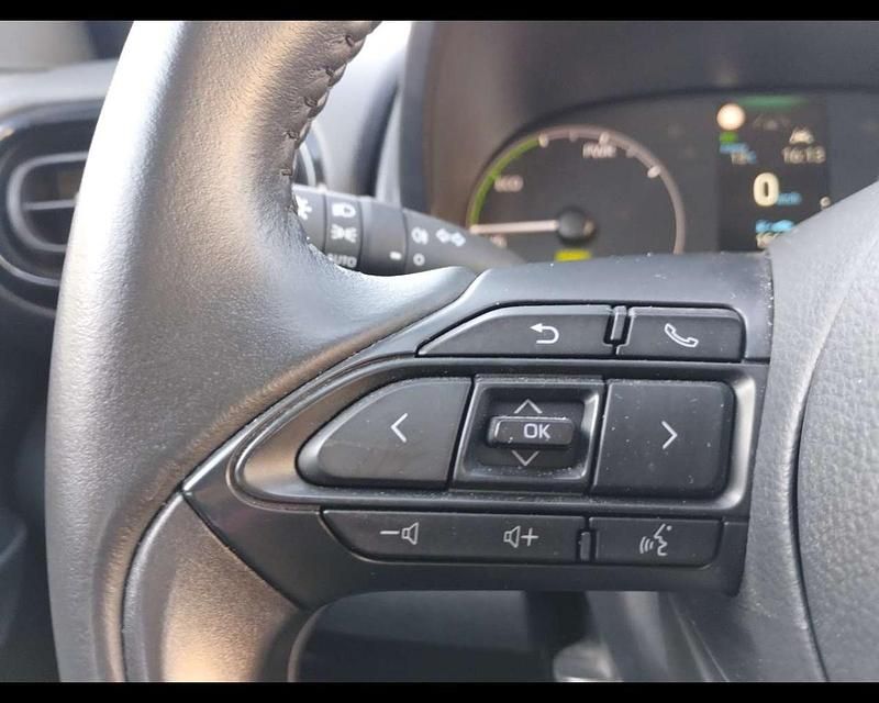 Usata Toyota Yaris Hybrid Active 2025 Bianco Utilitaria