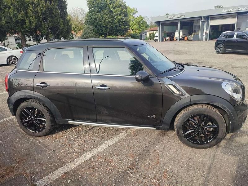 Begagnad Mini Cooper SD Countryman Business 143 HK (105 kW) 2016 Grå SUV