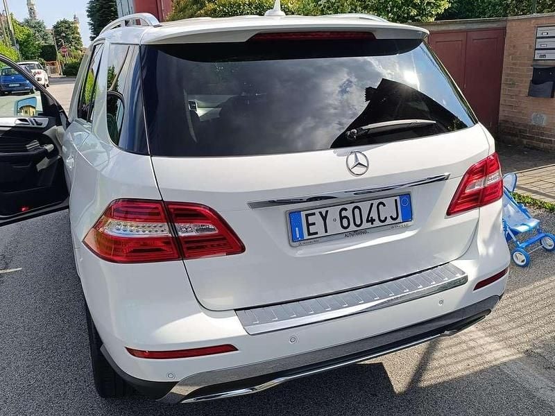 Usata Mercedes ML250 204 CV (150 kW) 2015 Bianco SUV