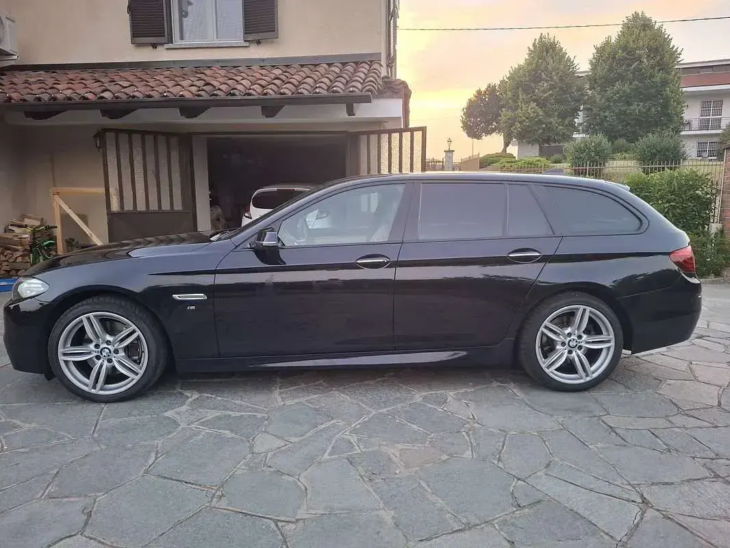 Usata BMW 525 M Sport 218 CV (160 kW) 2015 Blu/azzurro Station wagon