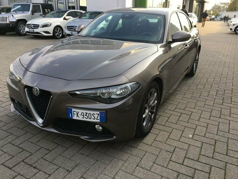 Usato 2017 Alfa Romeo Giulia 2.1 Diesel 180 CV (21.500