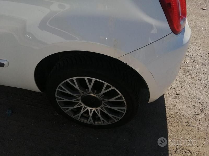 Usata Fiat 500 95 CV (69 kW) 2016 Bianco