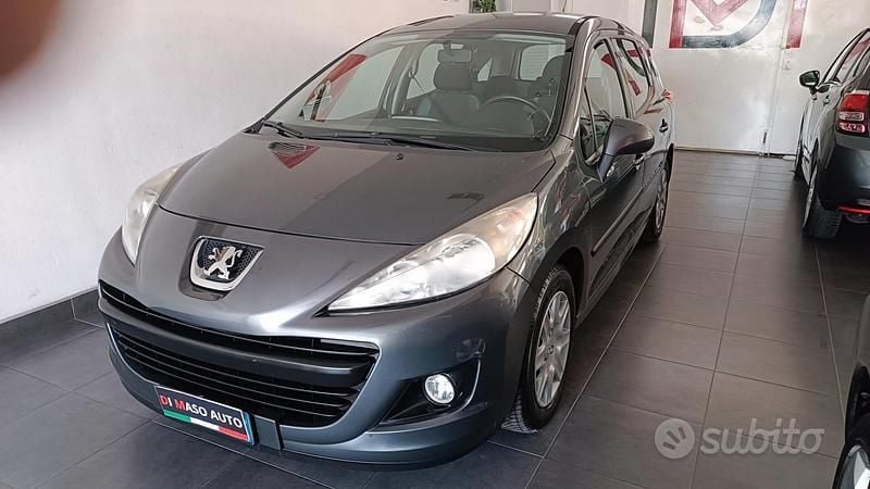 Usata Peugeot 207 75 CV (55 kW) 2011 Grigio Station wagon