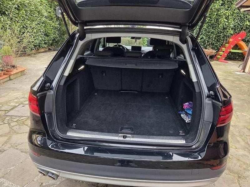 Usata Audi A4 Allroad Business 190 CV (139 kW) 2016 Nero Station wagon