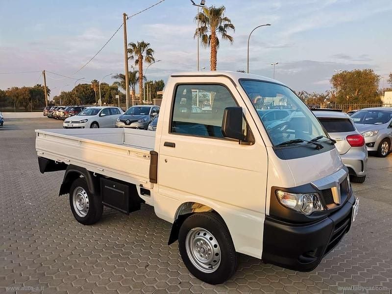 Usata Piaggio Porter 64 CV (47 kW) 2011 Bianco Furgone