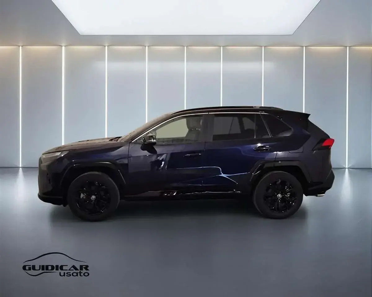 Usata Toyota RAV4 Hybrid Style 218 CV (160 kW) 2023 Blu SUV