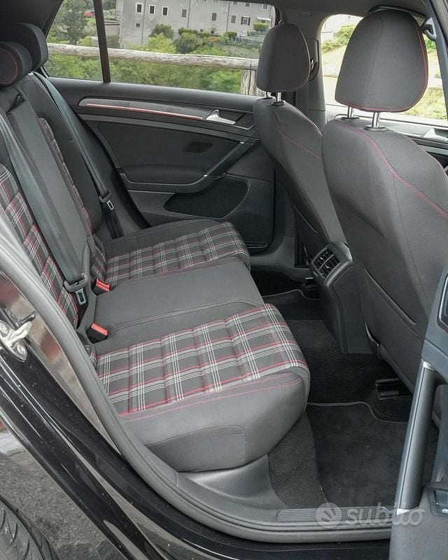 Usata VW Golf VII GTI 290 CV (213 kW) 2019 Nero Utilitaria