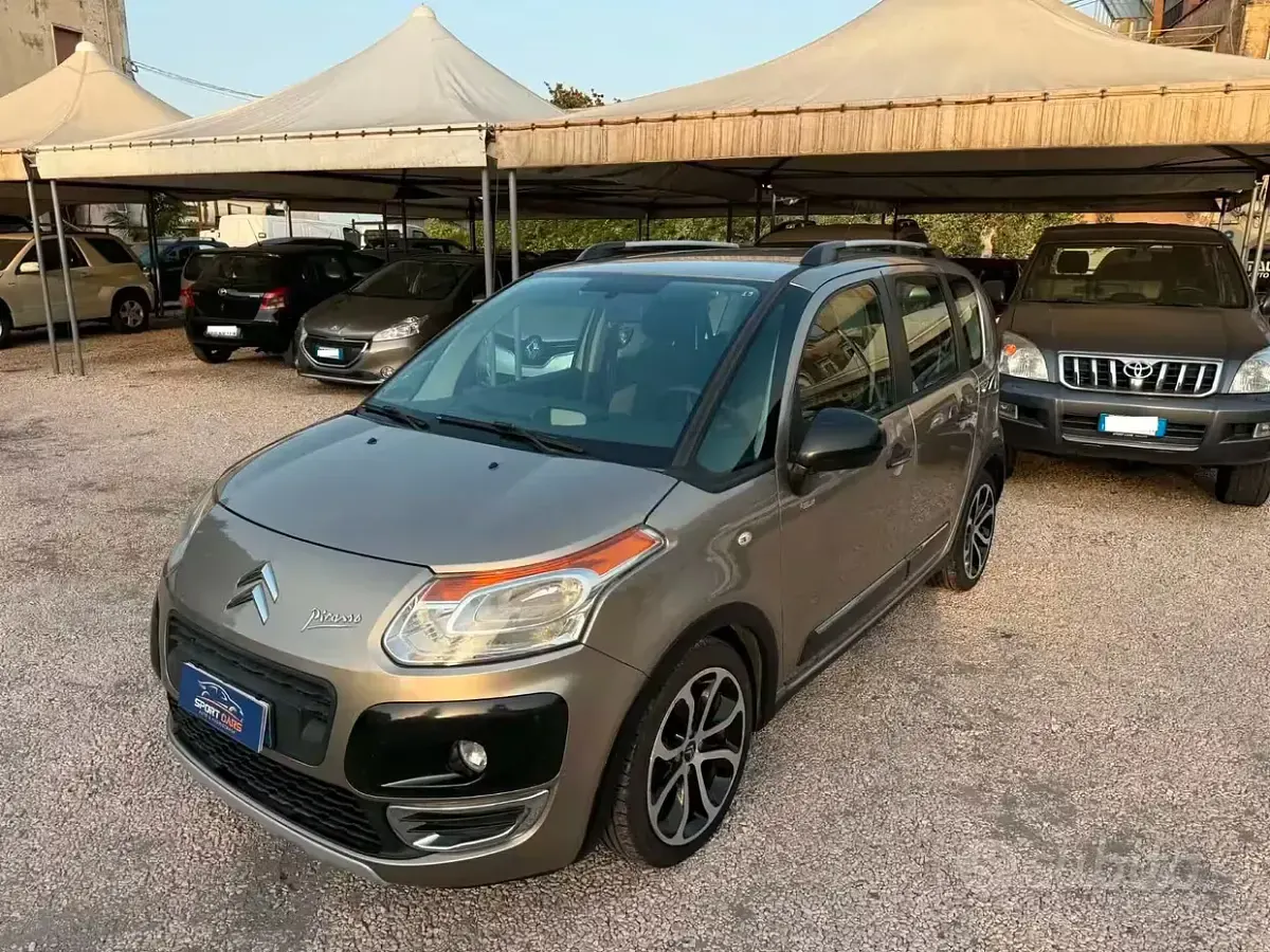 Usata Citroën C3 Picasso Exclusive 92 CV (67 kW) 2012 Marrone Monovolume