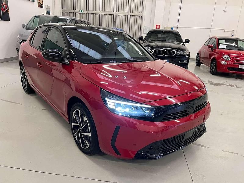 Usata Opel Corsa 101 CV (74 kW) 2024 Rosso Utilitaria